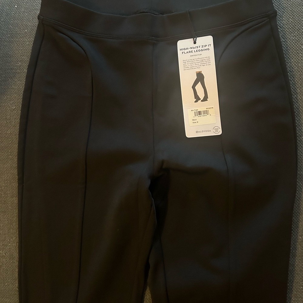 Alo High-Waist Zip It Flare Legging